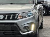 Suzuki Vitara 1.4 Comfort+ 4x4 Autom. Panorama Navi Rüc - gebrauchte Suzuki Vitara aus dem Jahr 2019