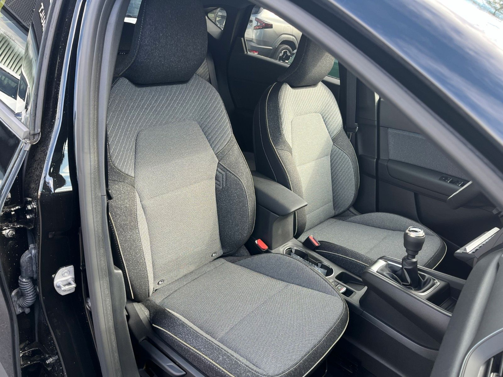 Fahrzeugabbildung Renault Captur II Techno