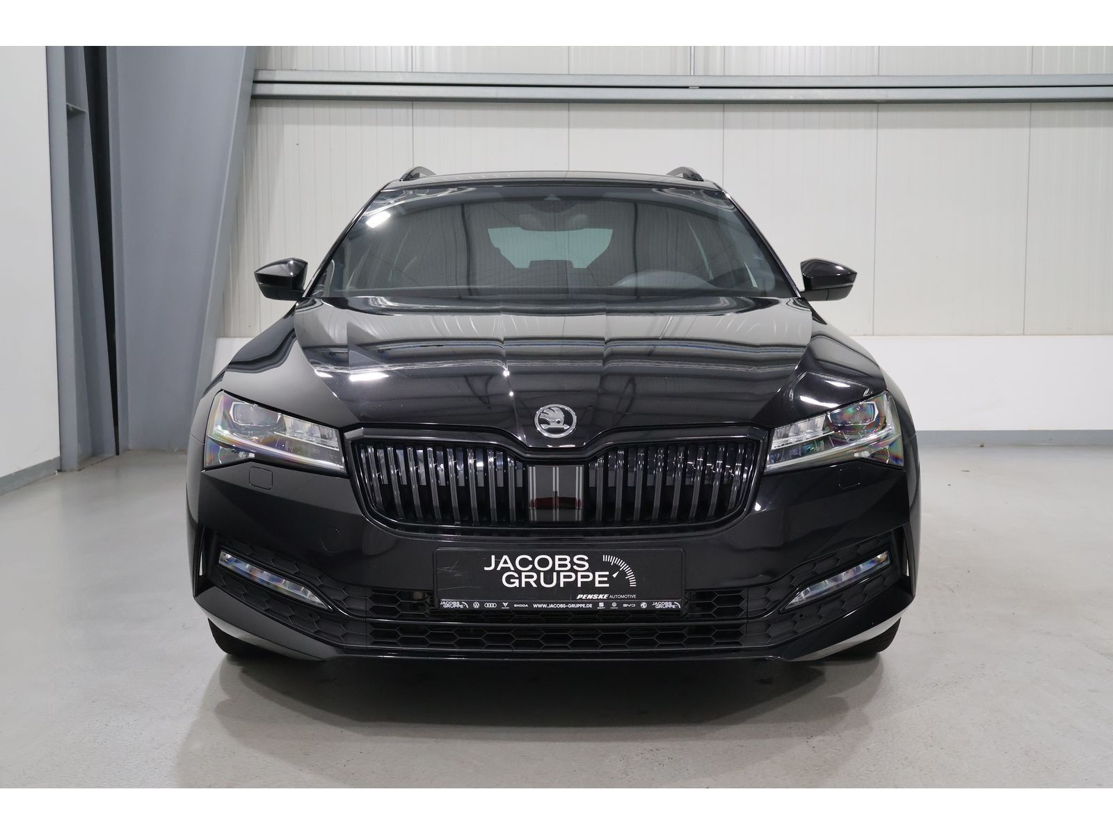 Skoda Superb Combi Sportline 2.0 TDI DSG Navi*Canton*A imagem 2
