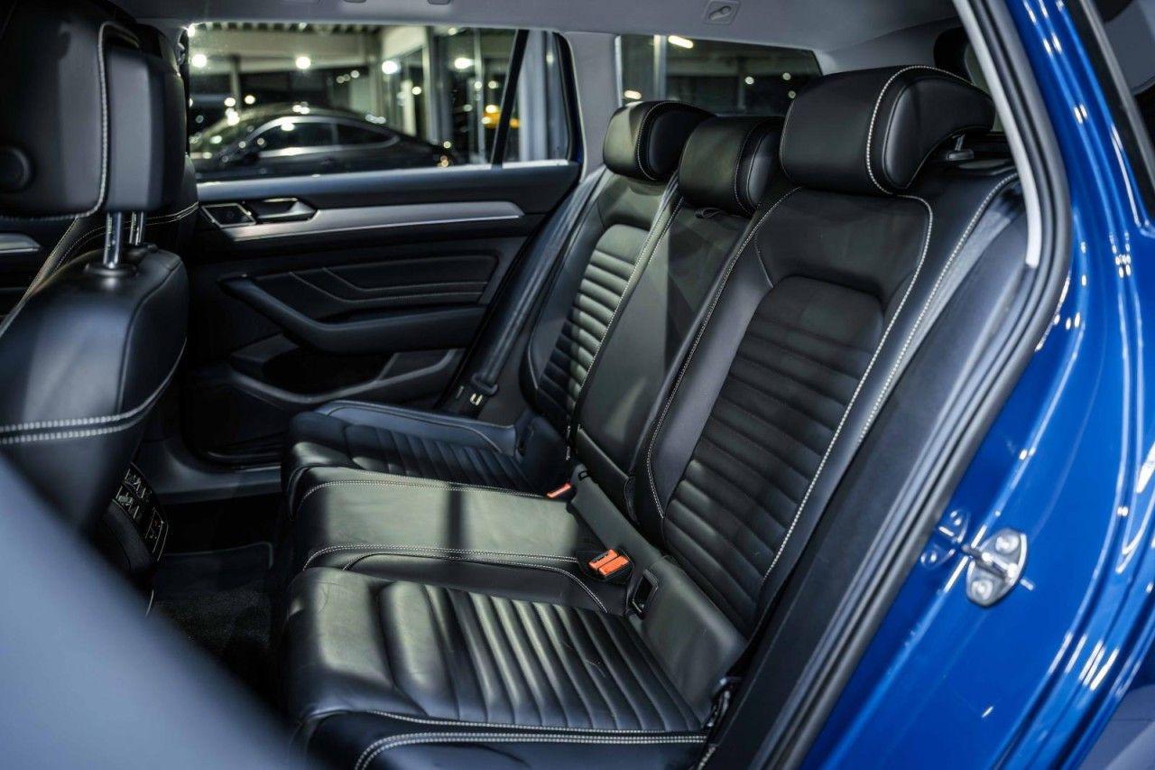 Volkswagen Passat 2.0 TDI DSG Elegance 2x R-Line AHK STAHZG