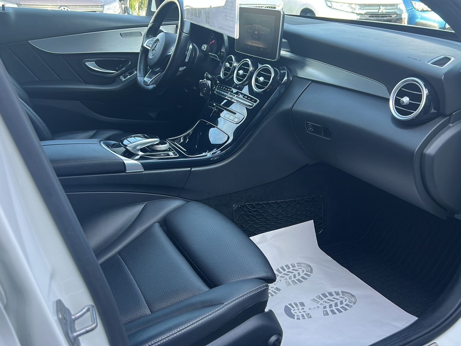 Fahrzeugabbildung Mercedes-Benz C250 T BlueTec / d 4Matic AMG-Line