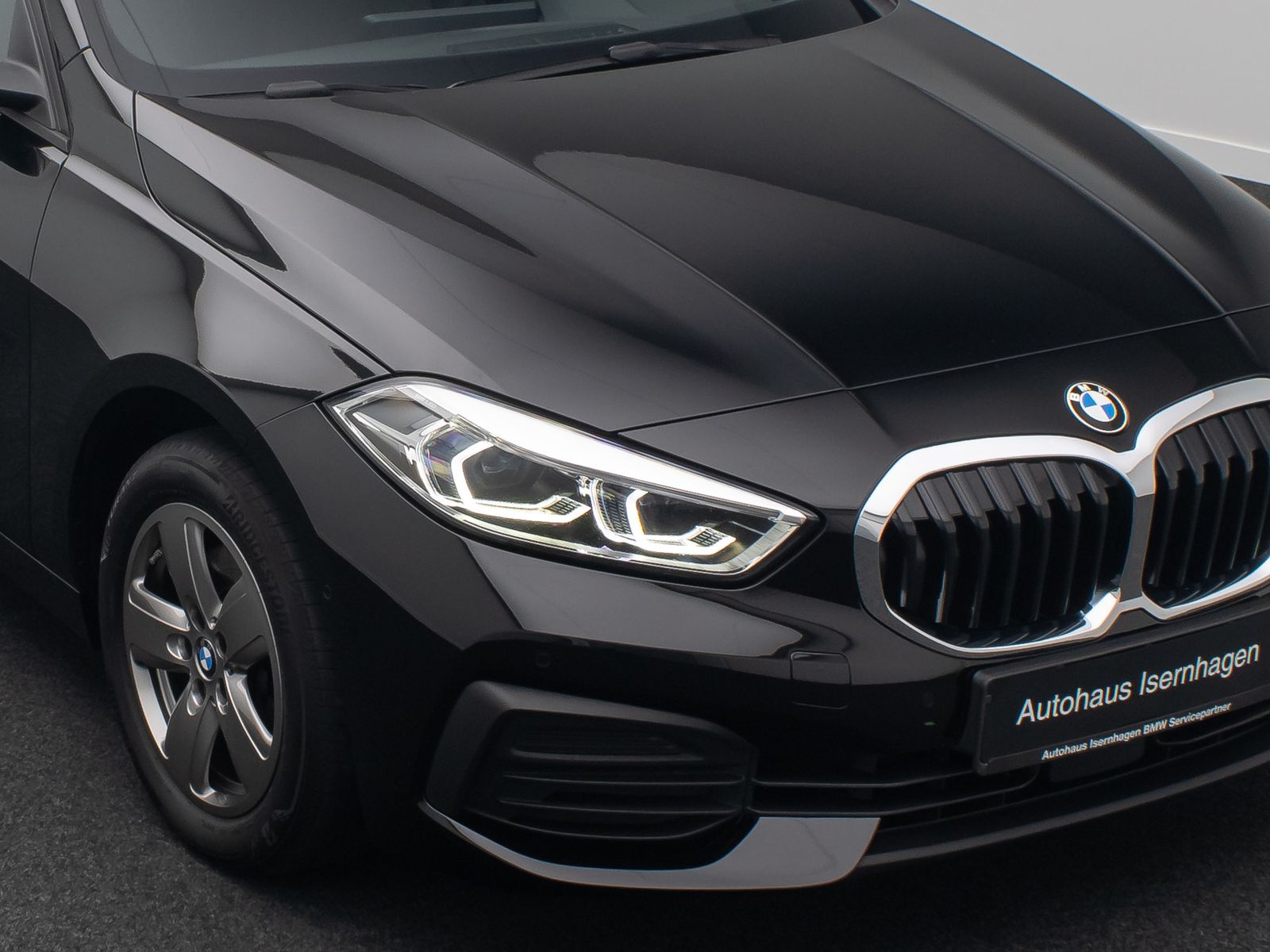 Fahrzeugabbildung BMW 118d GeschwindigReg PDC DAB LED CockpitPro WLAN