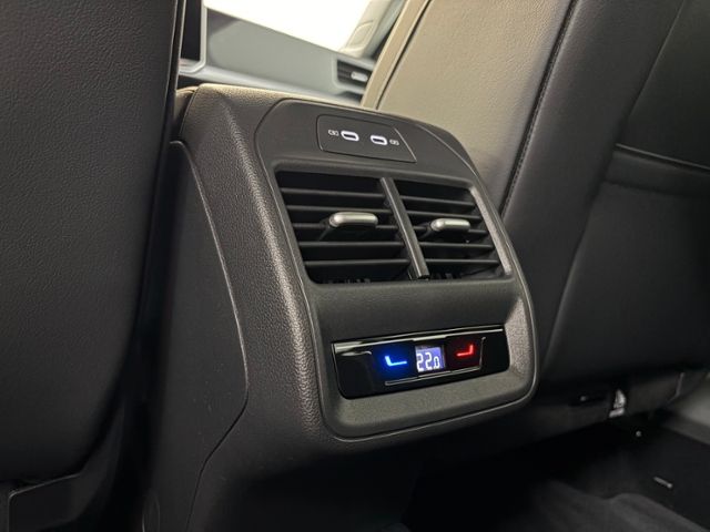 Volkswagen Passat - Bild 10