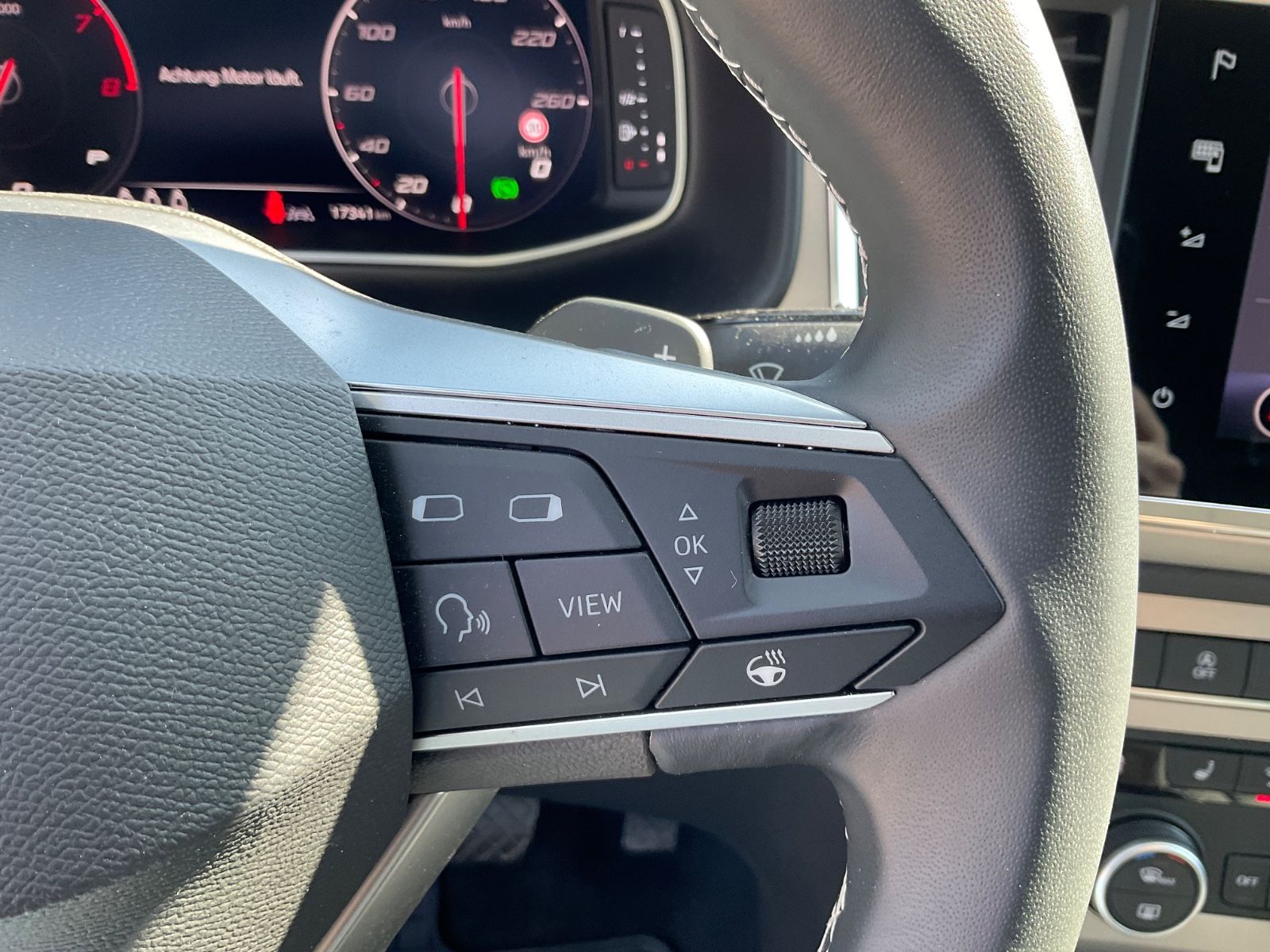 Fahrzeugabbildung SEAT Ateca 1.5 TSI Xperience DSG,Kamera,Navi,LED