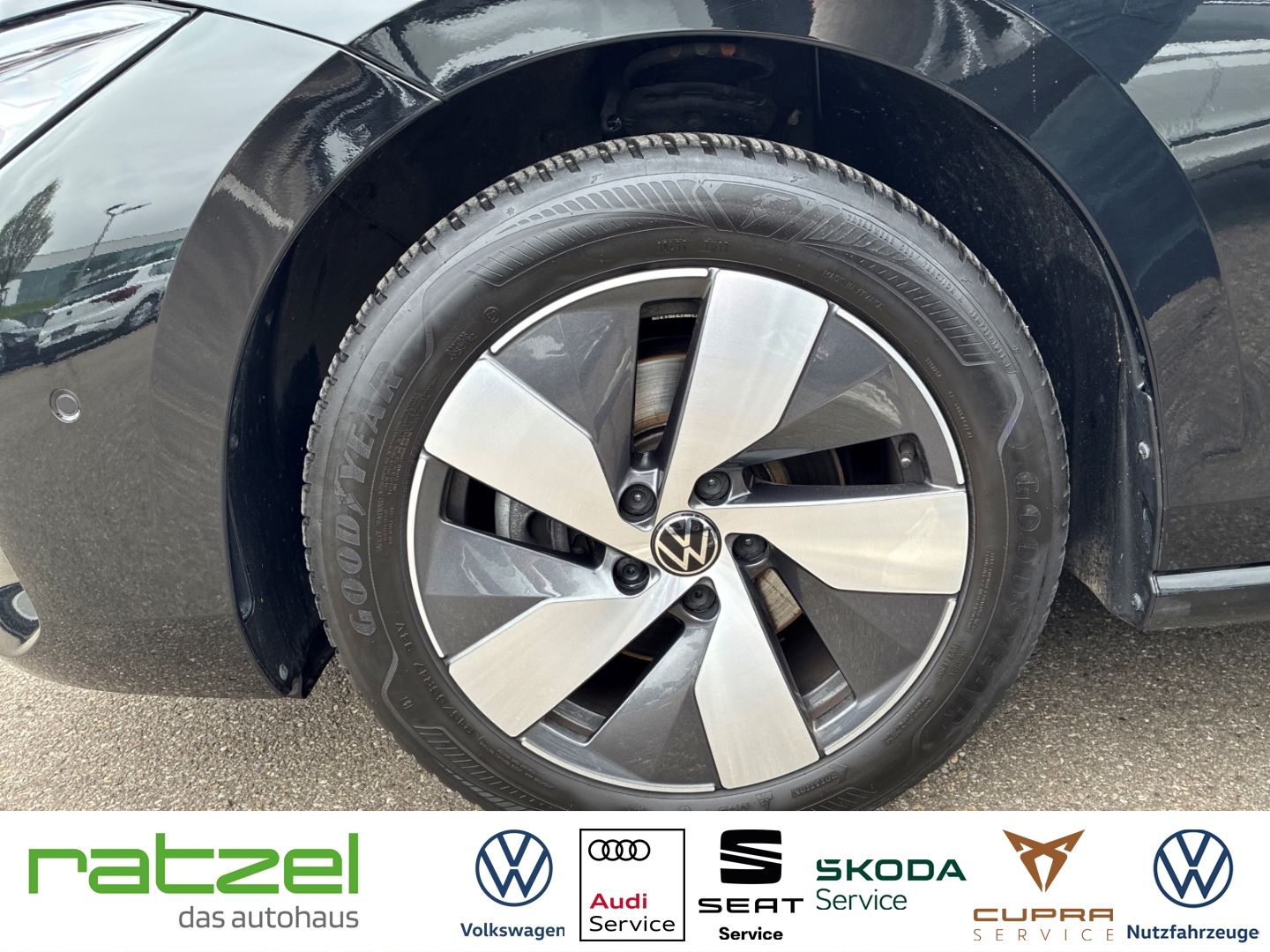 Fahrzeugabbildung Volkswagen Passat Variant 2.0 TDI DSG BUSINESS Navi Kamera