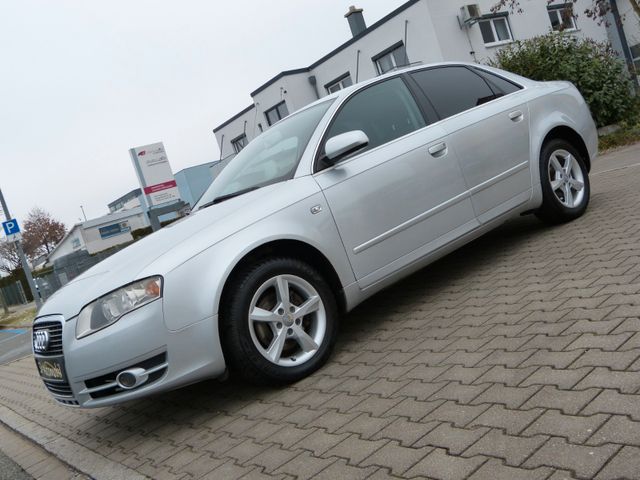 Audi A4 2.0 TDI *Navi MMI Plus*Klimaaut*SHZ*AHK*Tempo