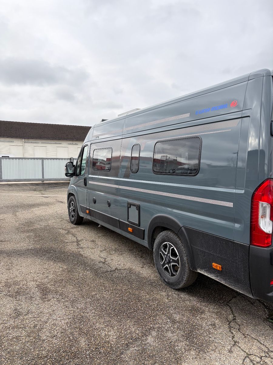Fahrzeugabbildung Eura Mobil Van V635 HB