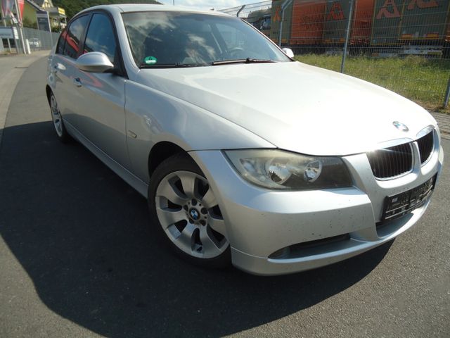 BMW 318 Baureihe 3 Lim. 318i