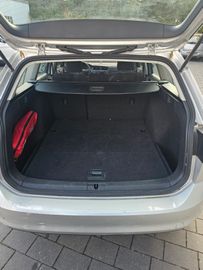 Volkswagen Golf - 5