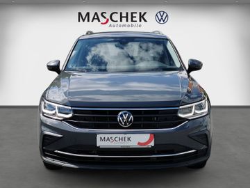 Volkswagen Tiguan - 8
