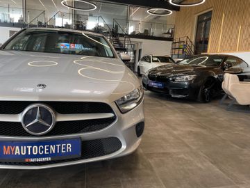 Mercedes-Benz A 200 A -Klasse *NAVI*PDC*SPURASSIST*TEMPOMAT*