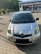 Toyota Yaris 1,33-l-Dual-VVT-i Cool Cool - Toyota Gebrauchtwagen in Gera