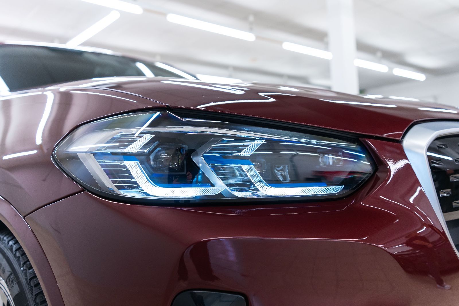 Fahrzeugabbildung BMW iX3 80KWH INSPIRING M-Sportpaket Laserlicht ACC