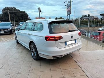 Volkswagen Passat - 3