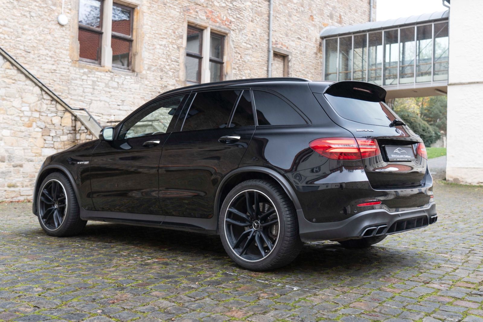 Fahrzeugabbildung Mercedes-Benz GLC 63 AMG 4MATIC BURMESTER ACC 360° NIGHT KAM