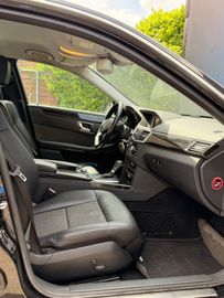 Mercedes E 200 - 9