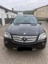 Mercedes-Benz ML 350 4MATIC - - Mercedes-Benz ML 350 aus 2008