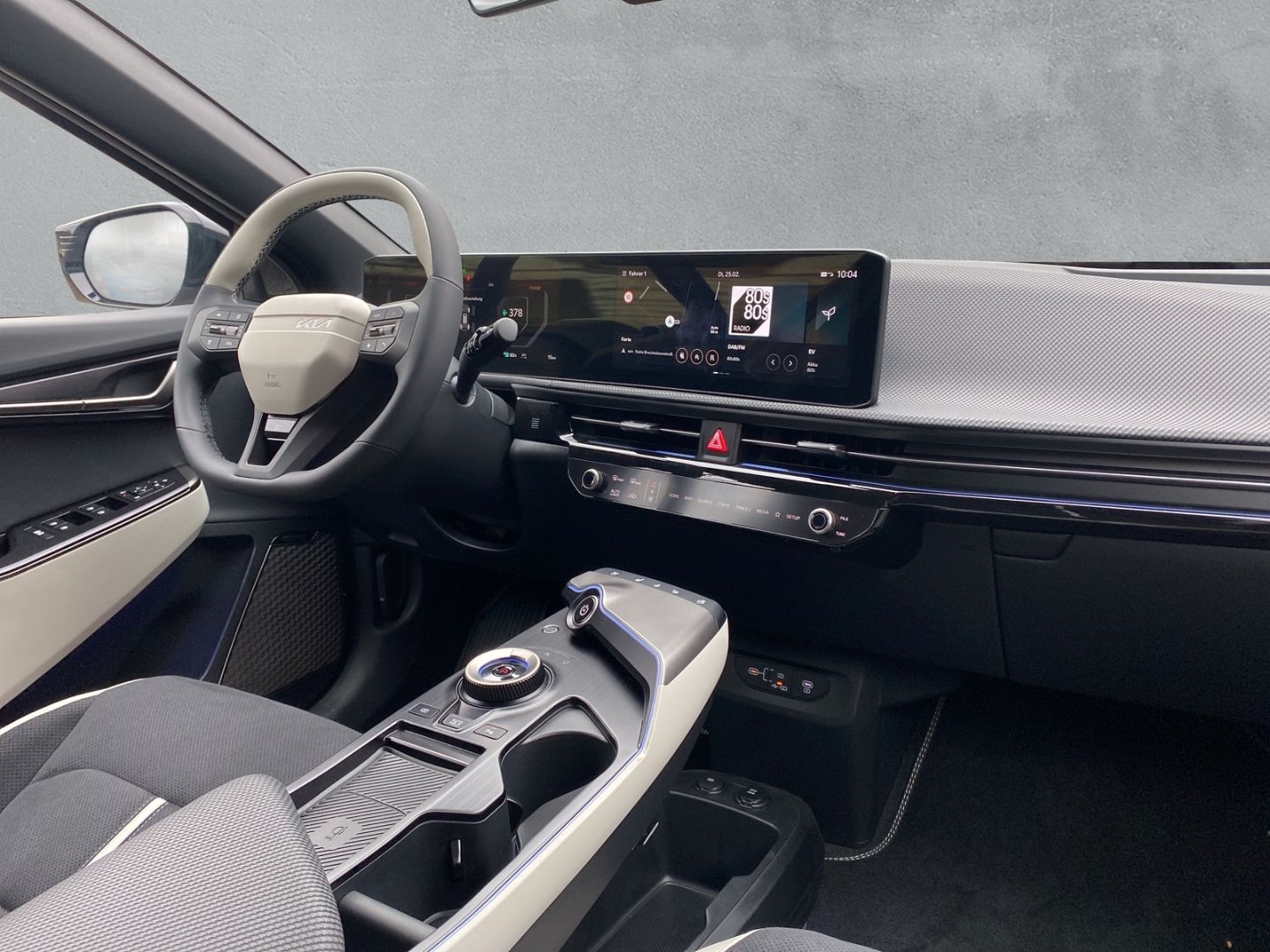 Fahrzeugabbildung Kia EV6 PE GT-LINE 4WD Elektro 84 KwH *WP*GD*ASS+*SD