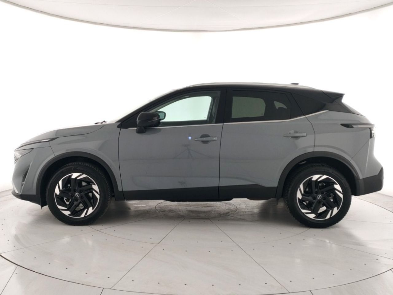Nissan NISSAN Qashqai 1.3 mhev N-Connecta 2wd 158cv xtr imagem 2