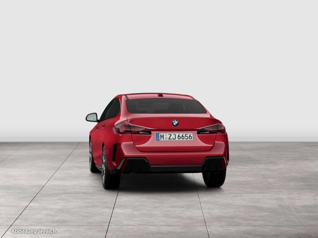 BMW 216 Gran Coupé - Bild 7