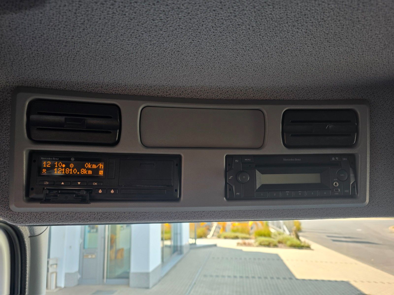 Fahrzeugabbildung Mercedes-Benz Atego 1224 LBW Bär 1.500kg Klima 3 Sitze