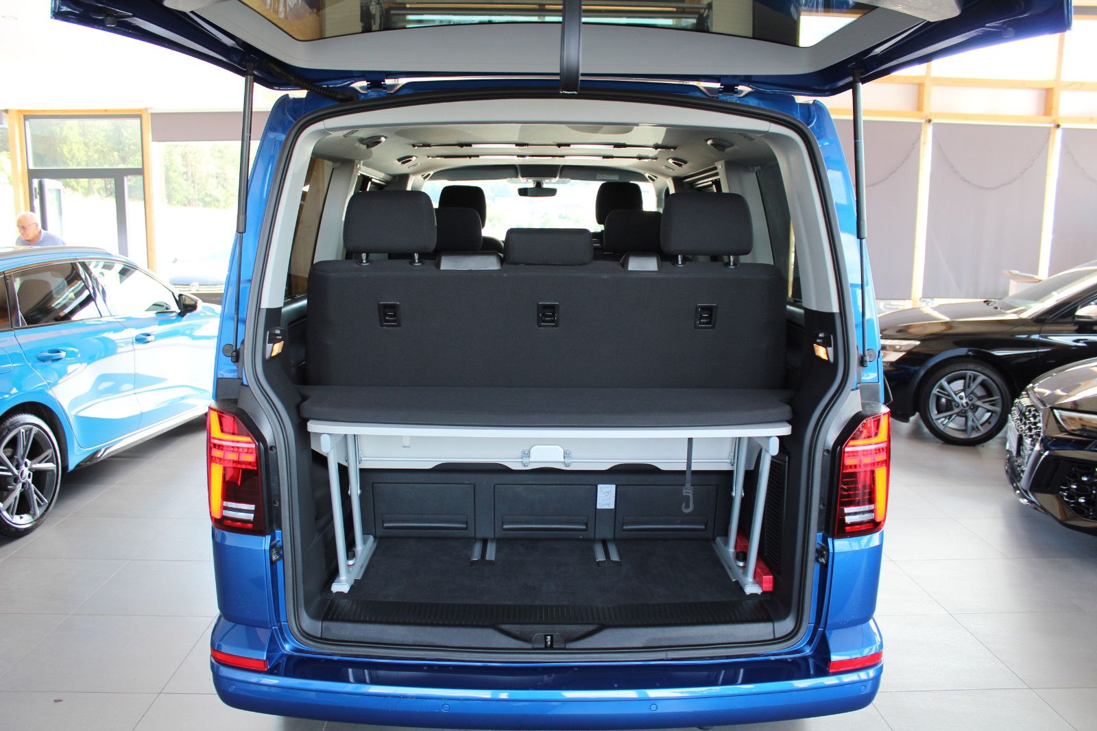 Volkswagen T6.1 Multivan 2.0 TDI DSG 4Motion Comfortline foto 12