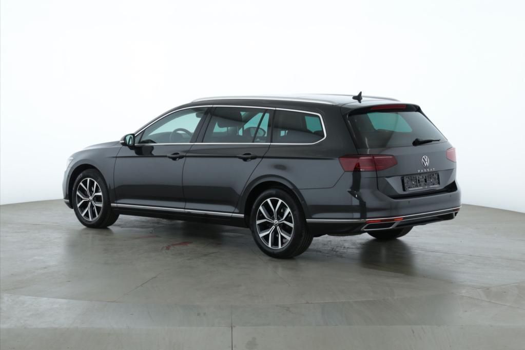 Volkswagen Passat Variant Elegance 2.0 TDI SCR Pano*PDC*RFK