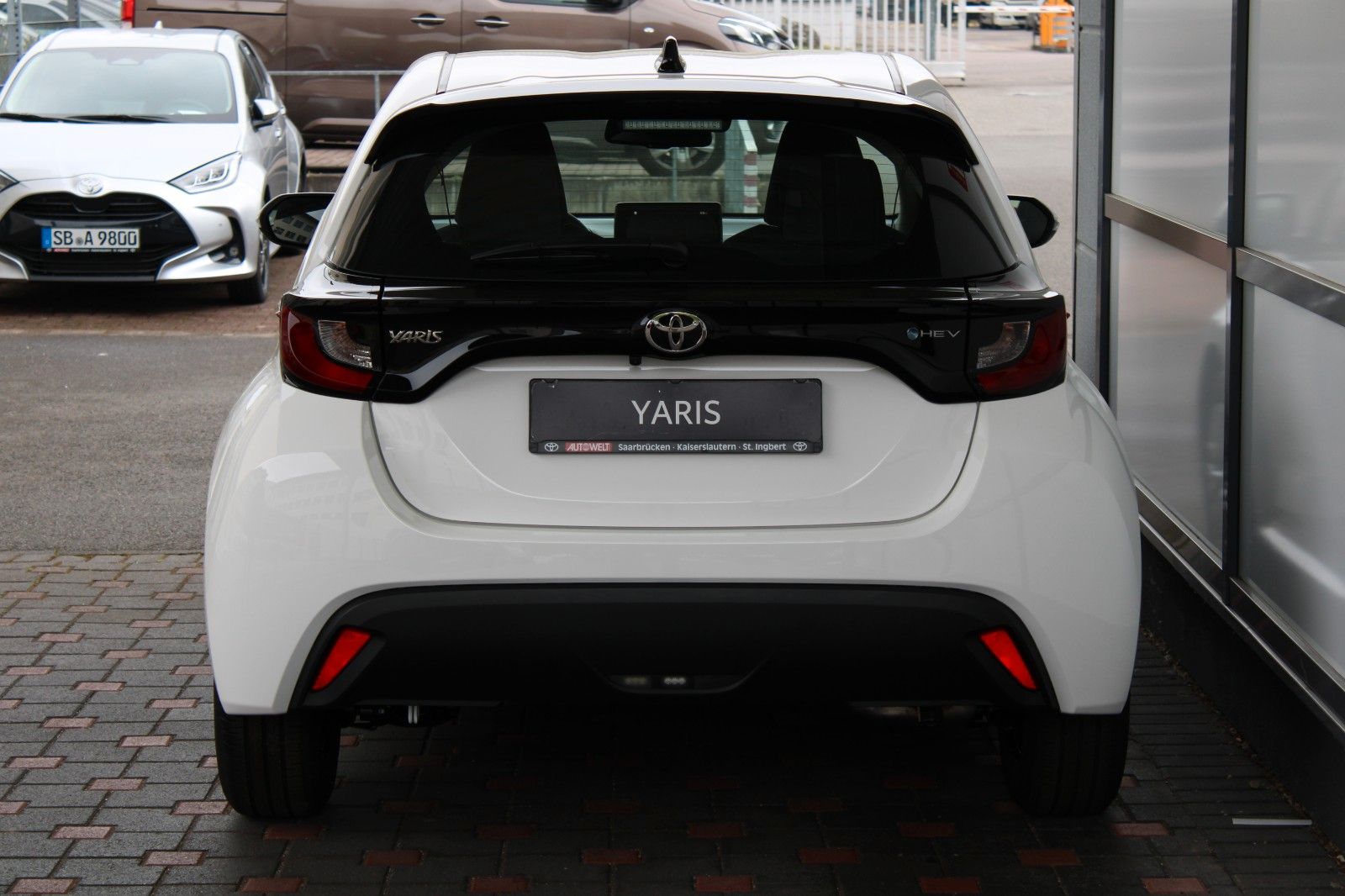Fahrzeugabbildung Toyota Yaris Hybrid Comfort