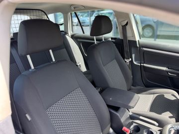 Volkswagen Golf - 11