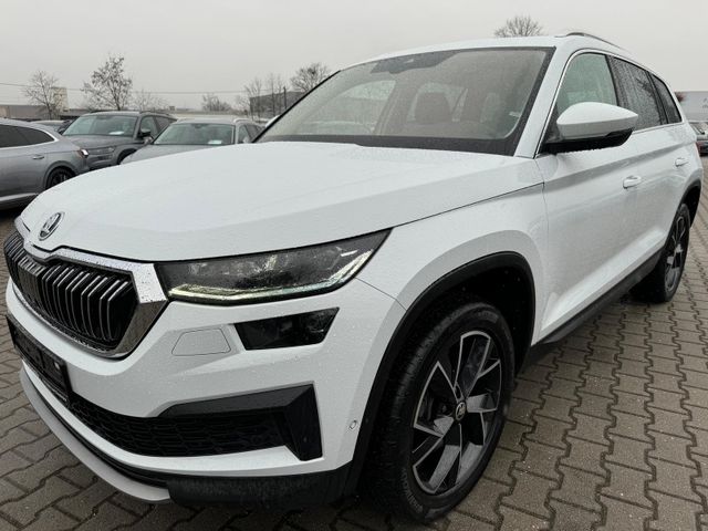 Skoda Kodiaq Style 4x4 Navi AHK Pano StHeizung T-Leder