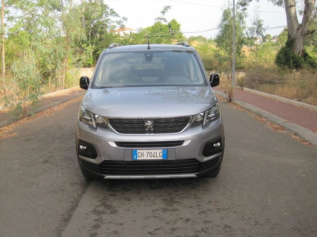Image of Peugeot Rifter