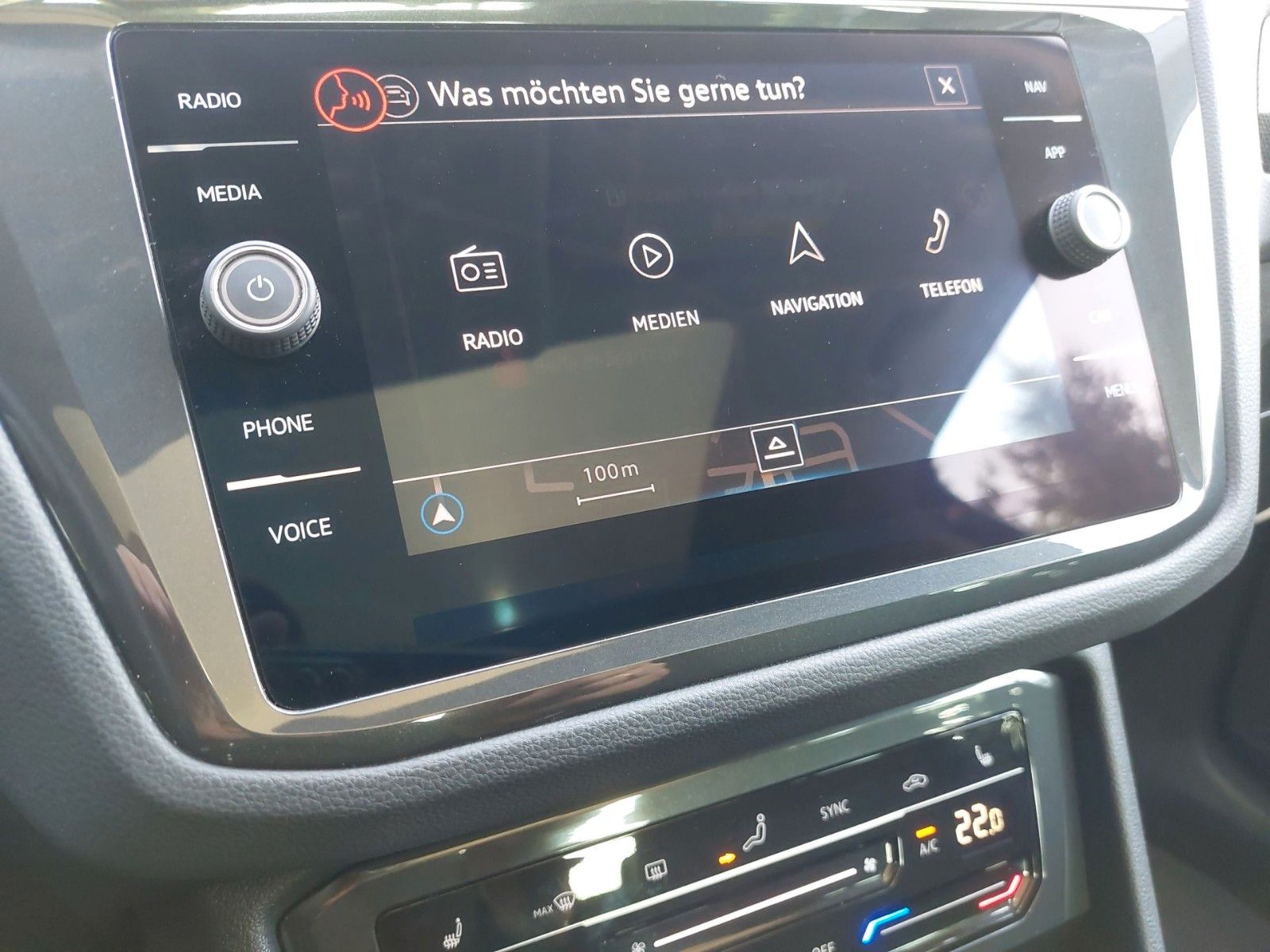 Volkswagen ELEGANCE PANO SHZ LHZ MASSAGE HEAD-UP PDC – Bild 18