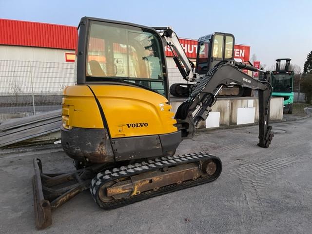 Volvo EC 35 C, S.W, 2x Tieflöffel