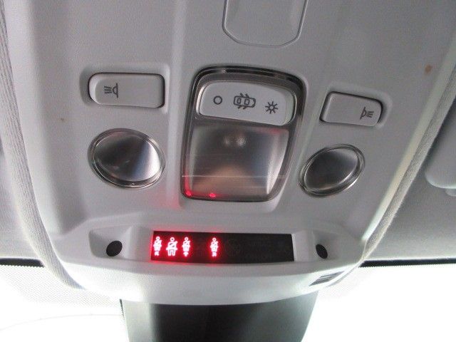Fahrzeugabbildung Opel Corsa F Elegance 1.2T LED/NAVI/PDC/ALU/DAB/R'CAM