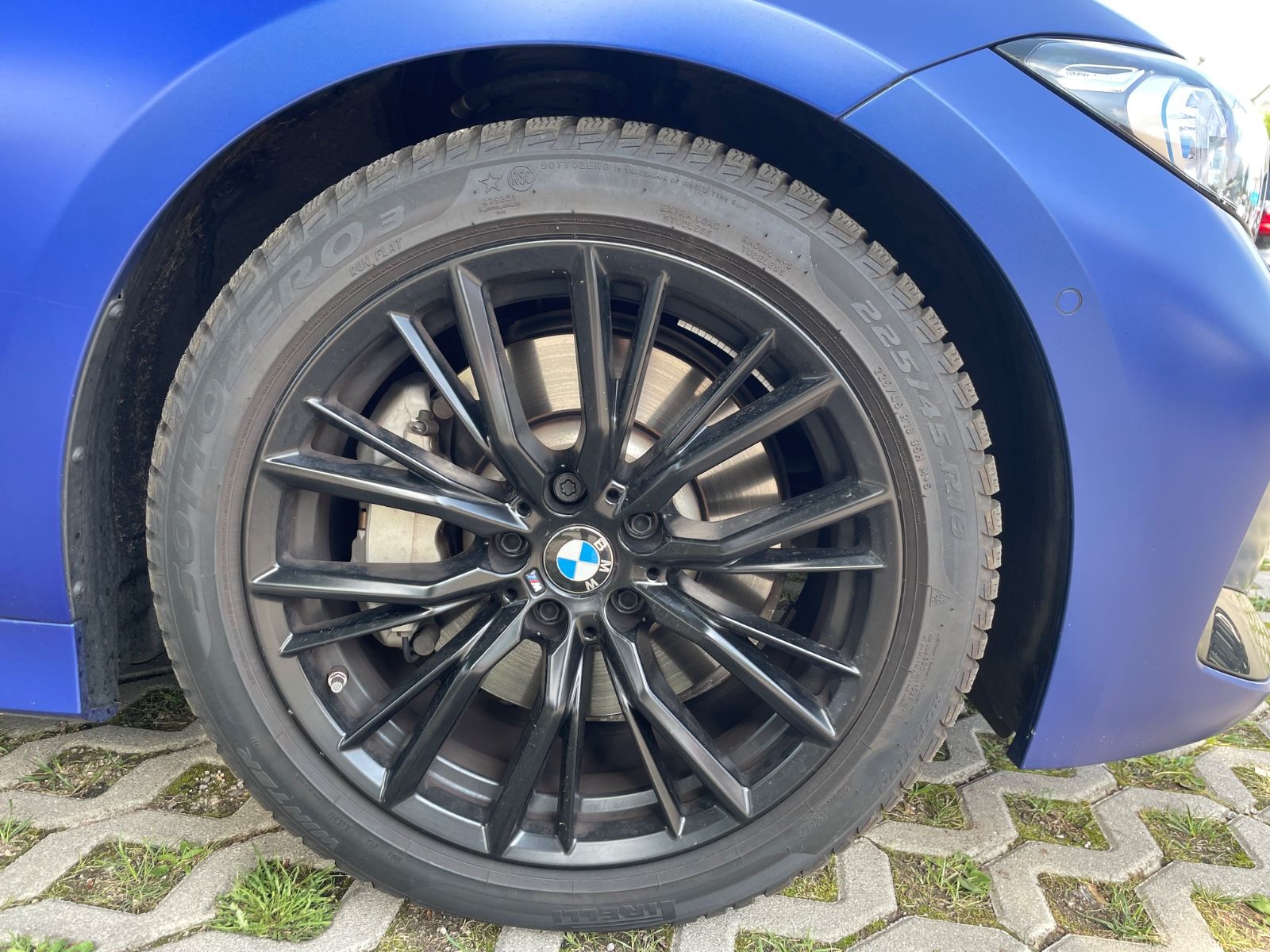 BMW 330 d xDrive M Sport Glasdach Head Up 360°Kamera foto 9