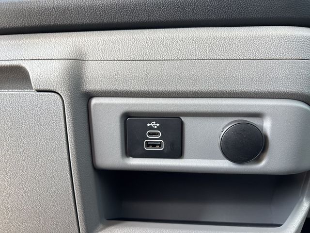 Fahrzeugabbildung Ford Transit Custom   320 L1 Trend AWD #Sortimo # AHK