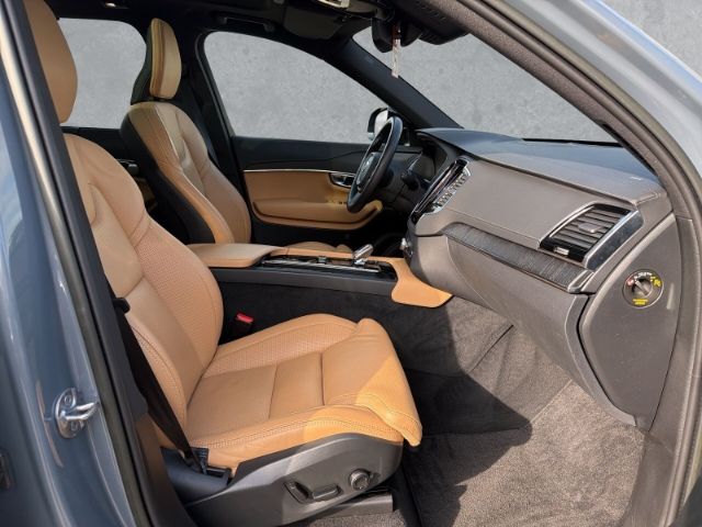 Volvo XC90 Plus Dark T8 20''LM Luftf. AHK Pano klimasi imagem 3