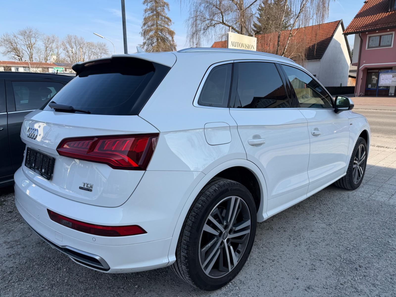 Audi Q5 2.0 TDI quattro S Line LED 20zoll Kamera