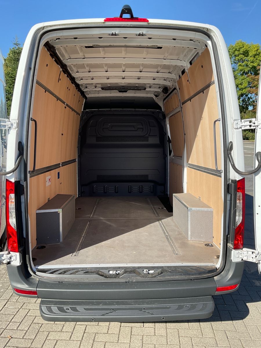 Fahrzeugabbildung Mercedes-Benz Sprinter 317 CDI,3.5t,L2 H2,Kamera,Navi,Telefon,