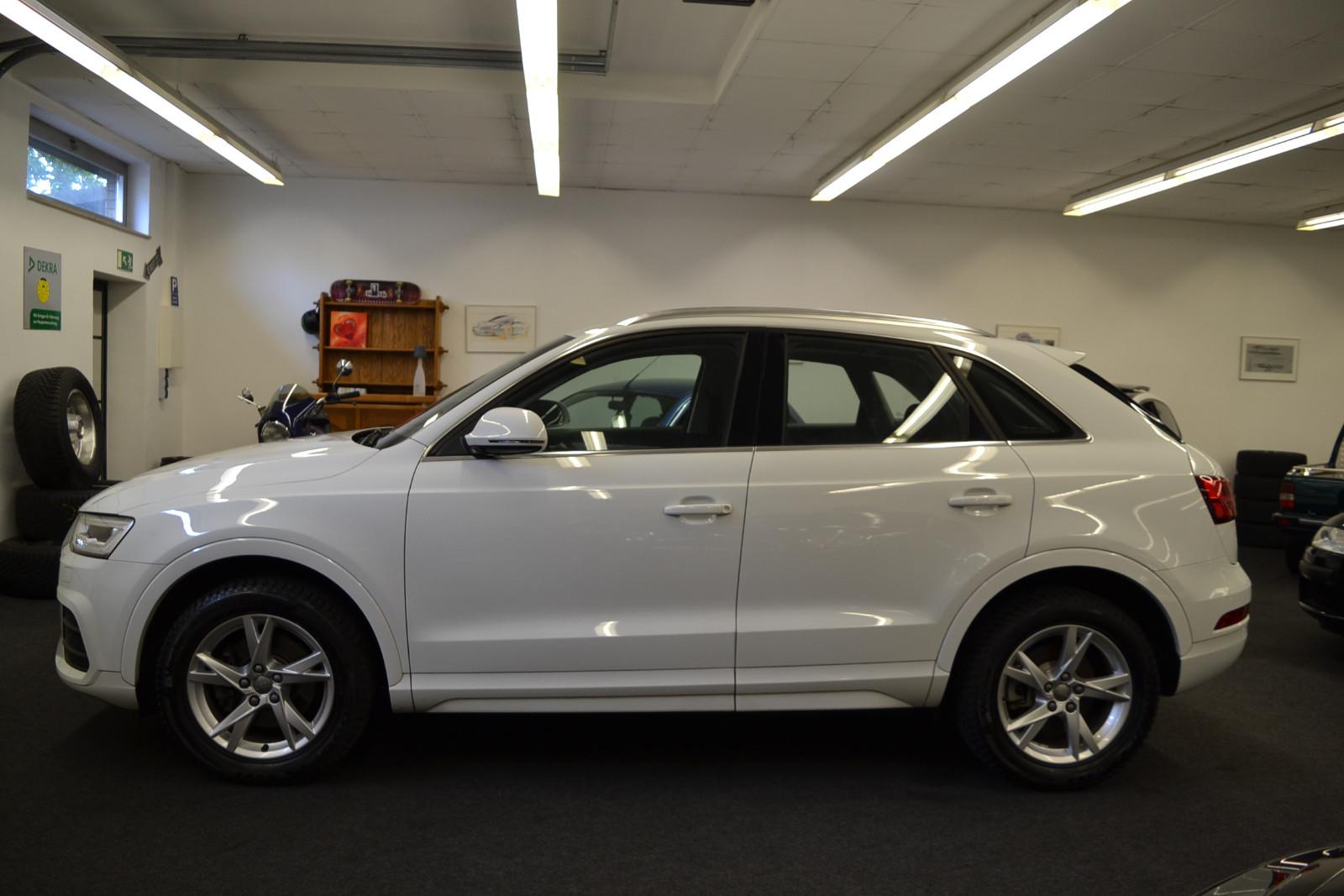 Audi Q3 QUATTRO (Allrad) SPORT AUTOMATIK (43 TKm!)