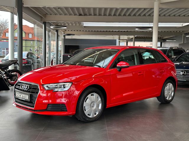 Audi A3 Sportback 30 TDI Xenon/SHZ/PDC/NAVI/1.Hd/