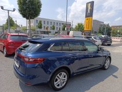 Fahrzeugabbildung Megane IV Grandtour Limited Deluxe 1.3 TCe 140 E