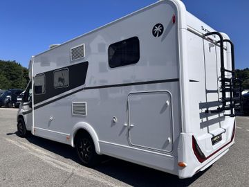 Sunlight Adventure T 67 10Navi Hubbett TV SOLAR Combi6E