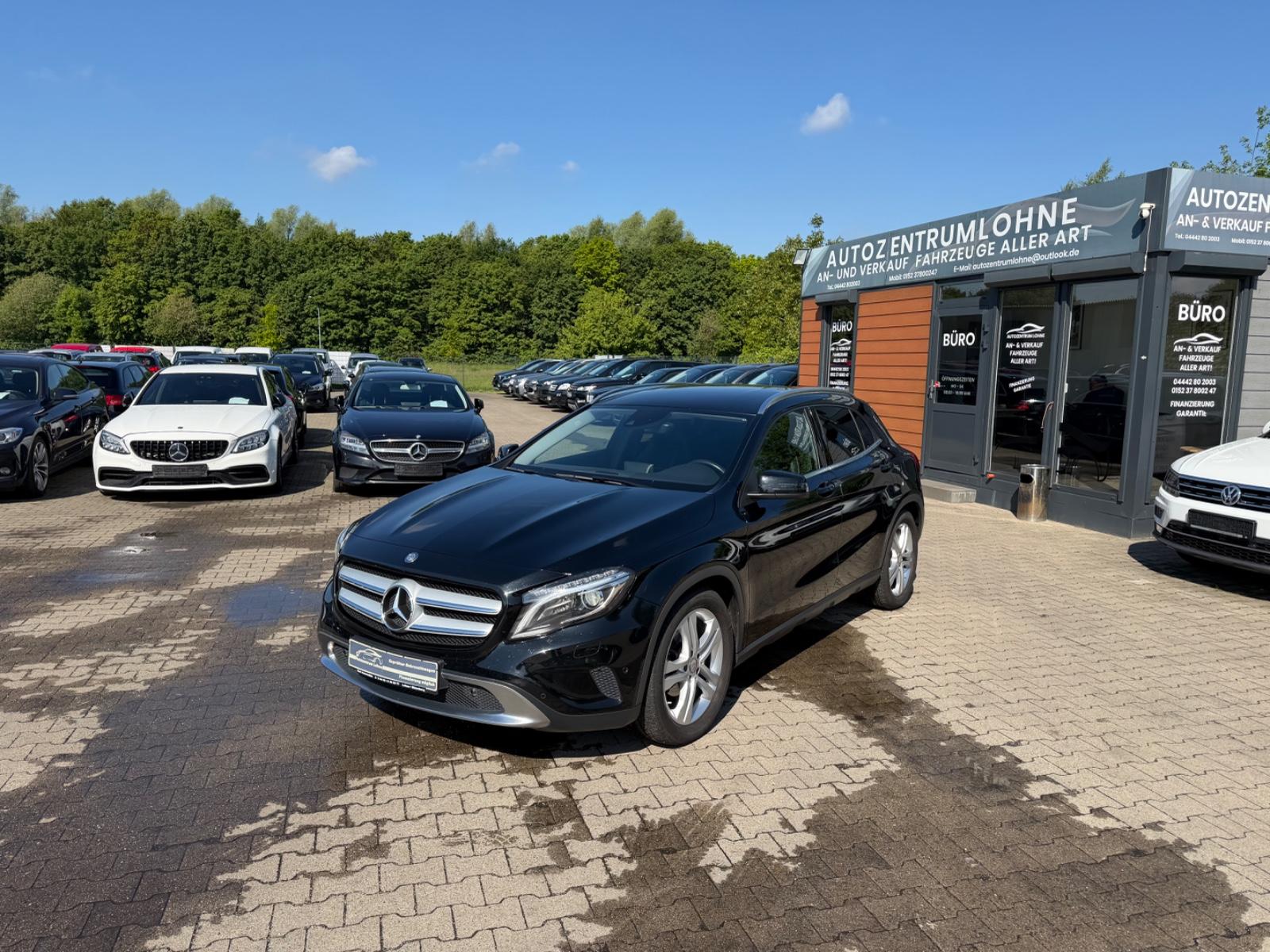 Mercedes-Benz GLA 220 CDI / d 4Matic/NAVI/AHK/TEMPOMAT/LED