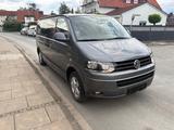 Volkswagen T5 Caravelle Camper Wohnmobil - graue Volkswagen T5 Caravelle