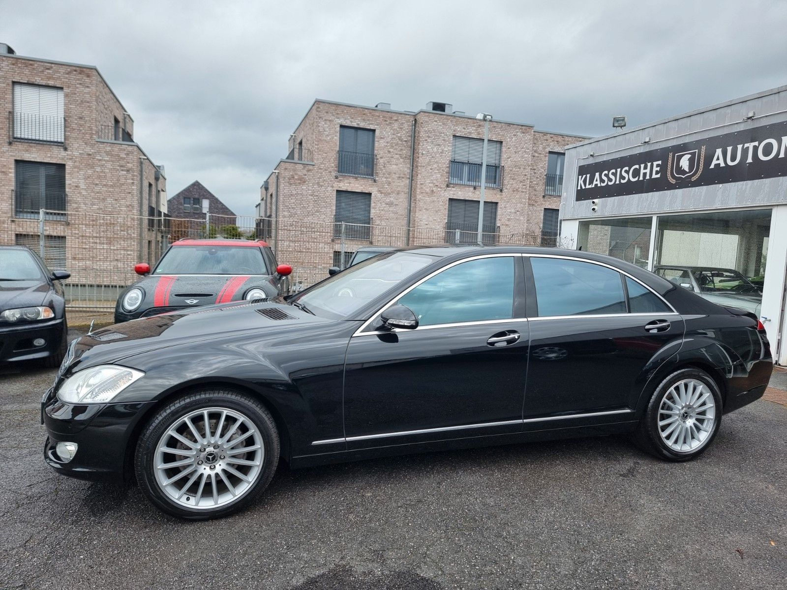 Fahrzeugabbildung Mercedes-Benz S 500 L/Originale 22.700 km/Erstlack