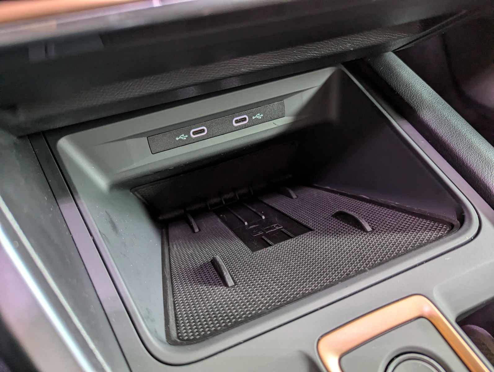 CUPRA Leon 1.5 eTSI Intelligent-Dynamic-Edge-Pake Cam - Image 22