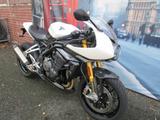 Triumph SPEED TRIPLE 1200RR ABS Sehr schöne RR - TRIUMPH RR TRIPLE 1200 SPEED