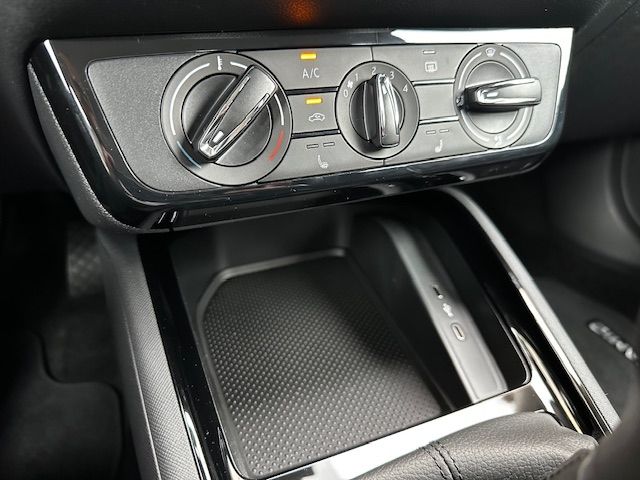 Kamiq 1.0 TSI Selection LED;PDC;SHZ;5 Jahre Gara
