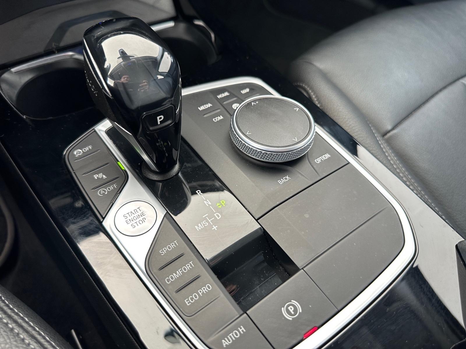 BMW 118i Luxury Line/Tempomat/Navi/259€Finanzierung
